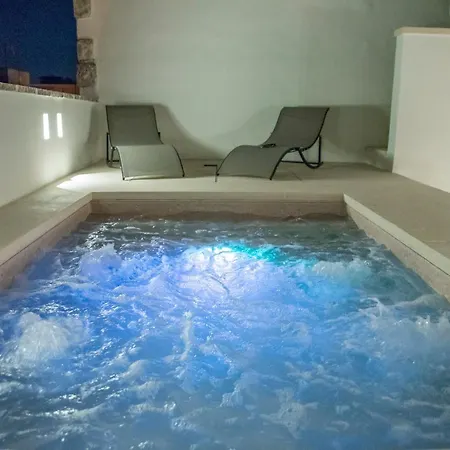 Unamura - Dimora Storica בית הארחה 4*