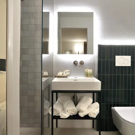 Unamura - Dimora Storica 4*