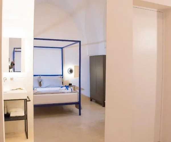 Affittacamere Unamura - Dimora Storica 4*